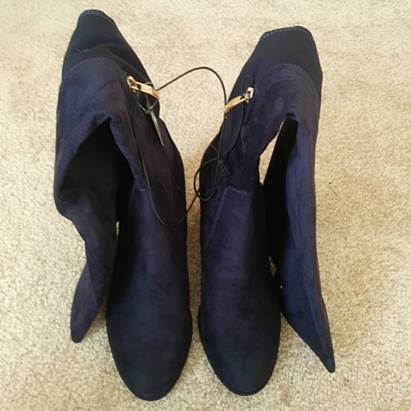 Shoe - Picture 6 of 8